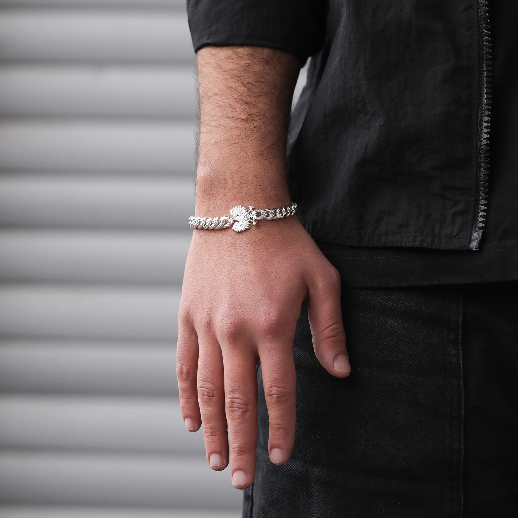 Polen Adler Wappen Armband Herren getragen am Model