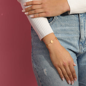 Rumänien Silhouette Landkarten Armband am Model