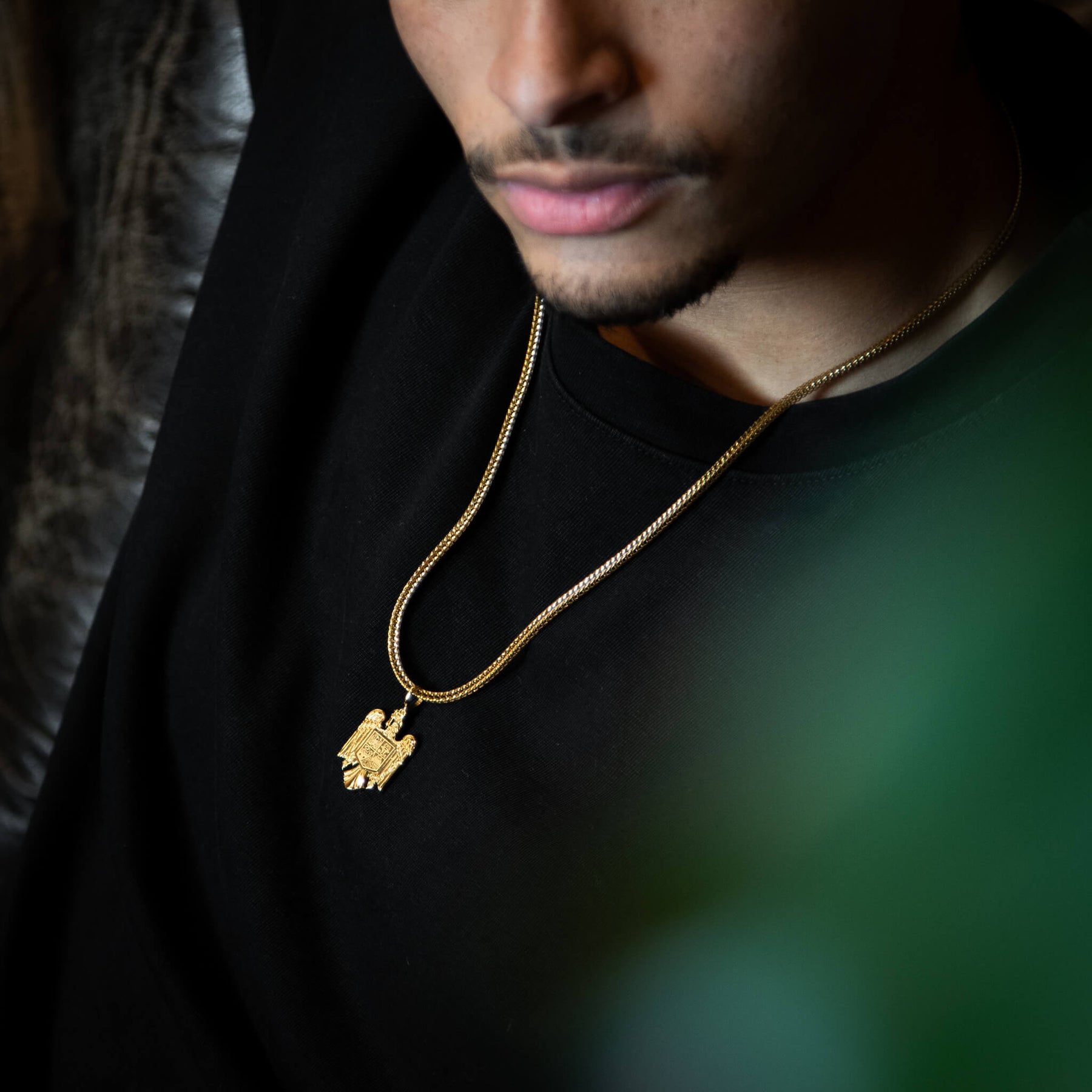 Rumänien Wappen Kette Herren am Model
