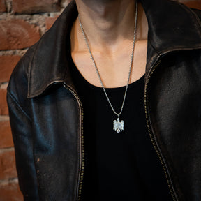 Rumänien Wappen Kette Herren getragen am Model