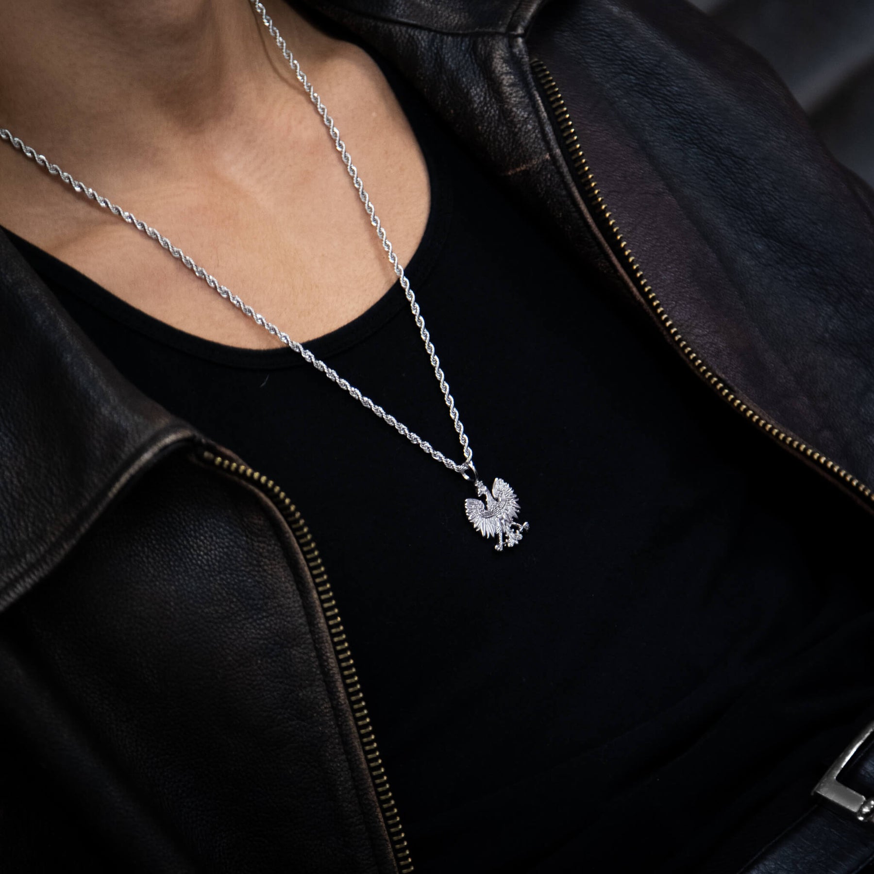 Polen Adler Wappen Kette Herren getragen am Model
