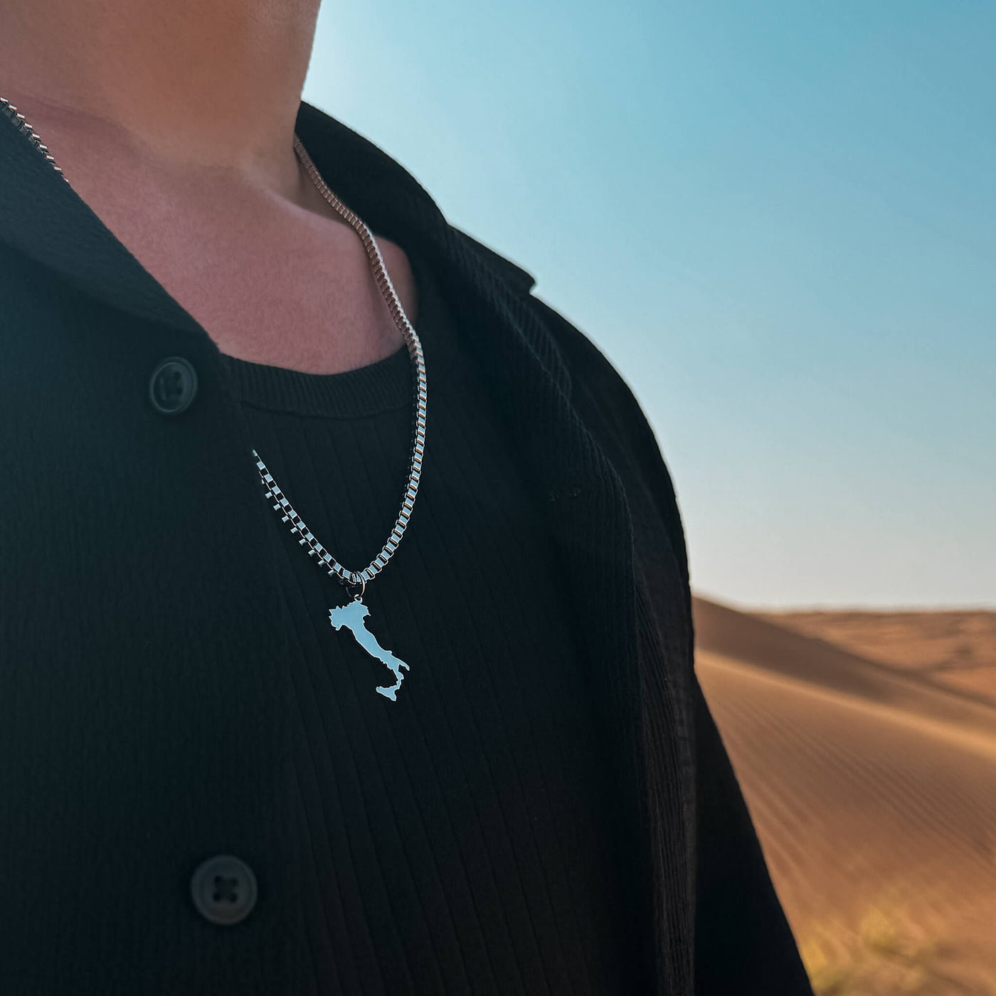 Italien Landkarten Kette Herren Tragefoto – Landkarte