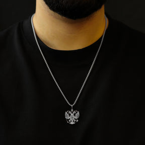 Russland Adler Wappen Kette Herren getragen am Model
