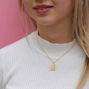 Spanien Wappen Kette Damen getragen am Model