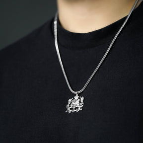 Marokko Stern Wappen Kette Herren getragen am Model
