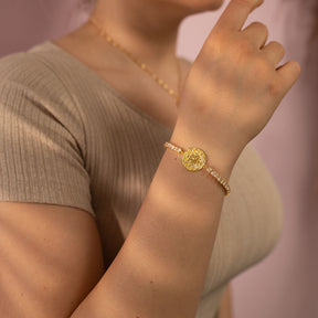Afghanistan Wappen Armband Damen getragen am Model